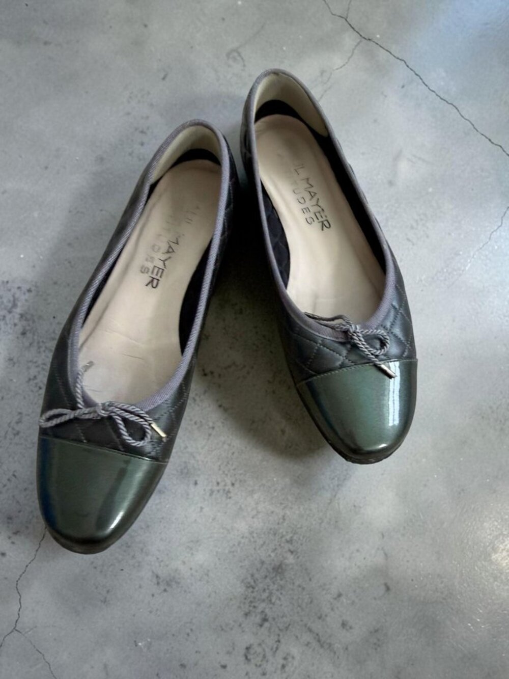 PAUL MAYER Pewter Gray Leather Ballet Flats Size 7.5